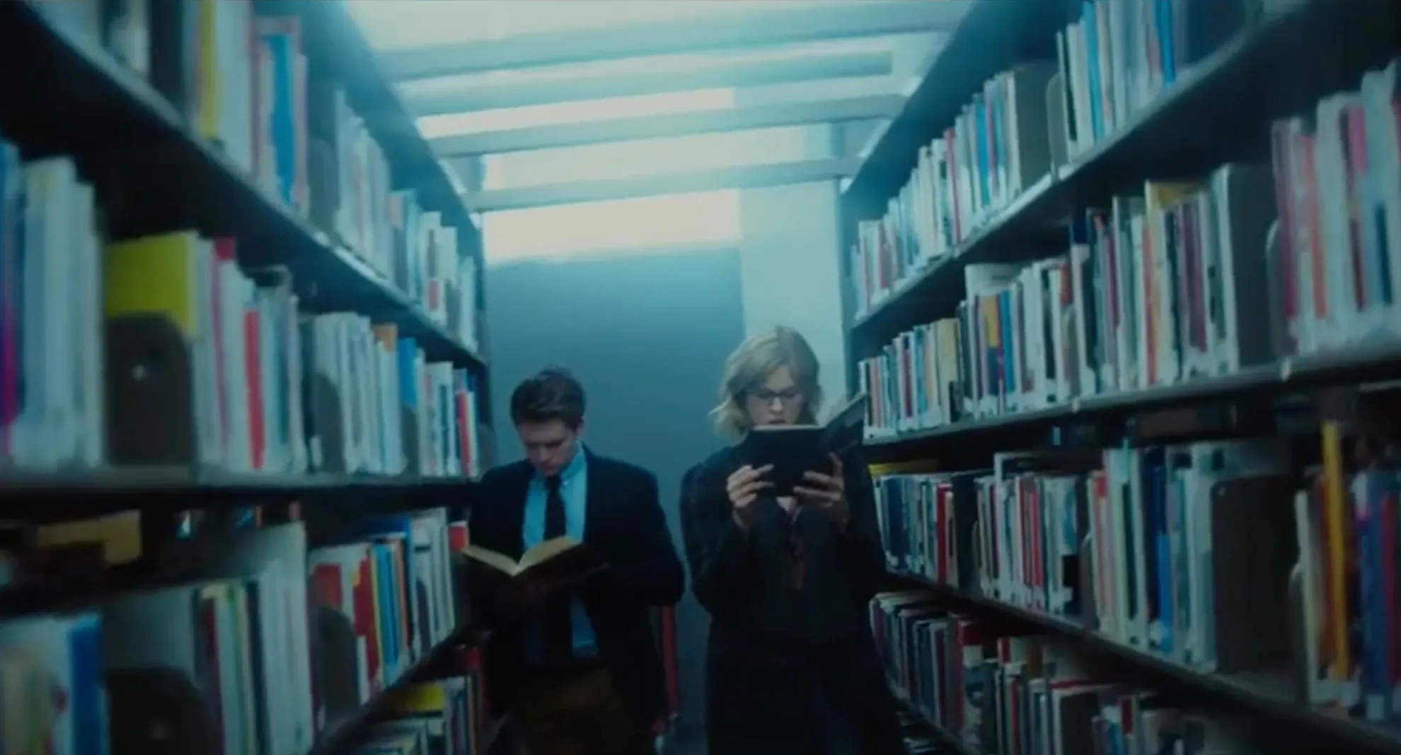 voces imaginarias isaac parallel